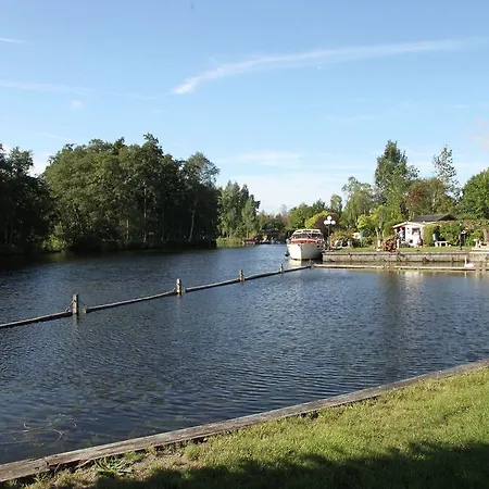 Ferienhaus Holiday Waterplezier